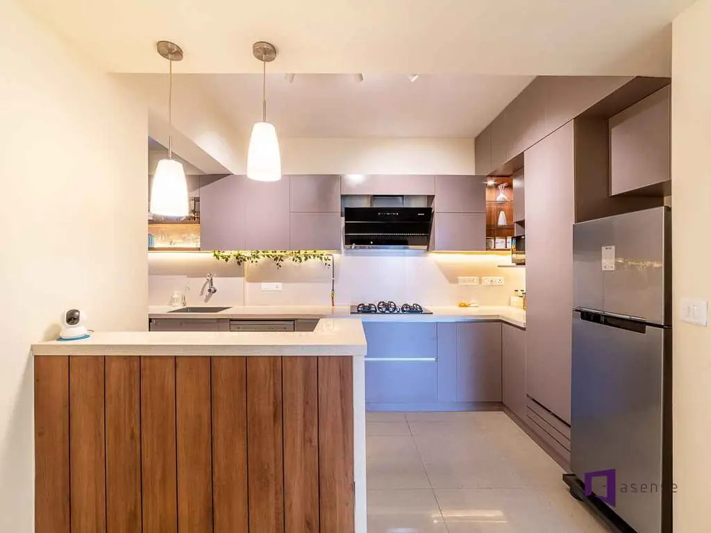 Modular kitchen in wood and blue